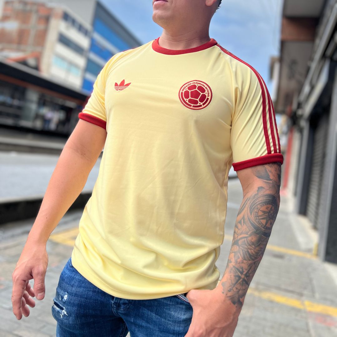 CAMISETA COLOMBIA VERSION RETRO 3A